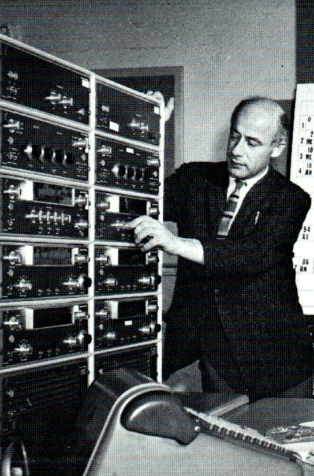 Джон Гофман (1918–2007)